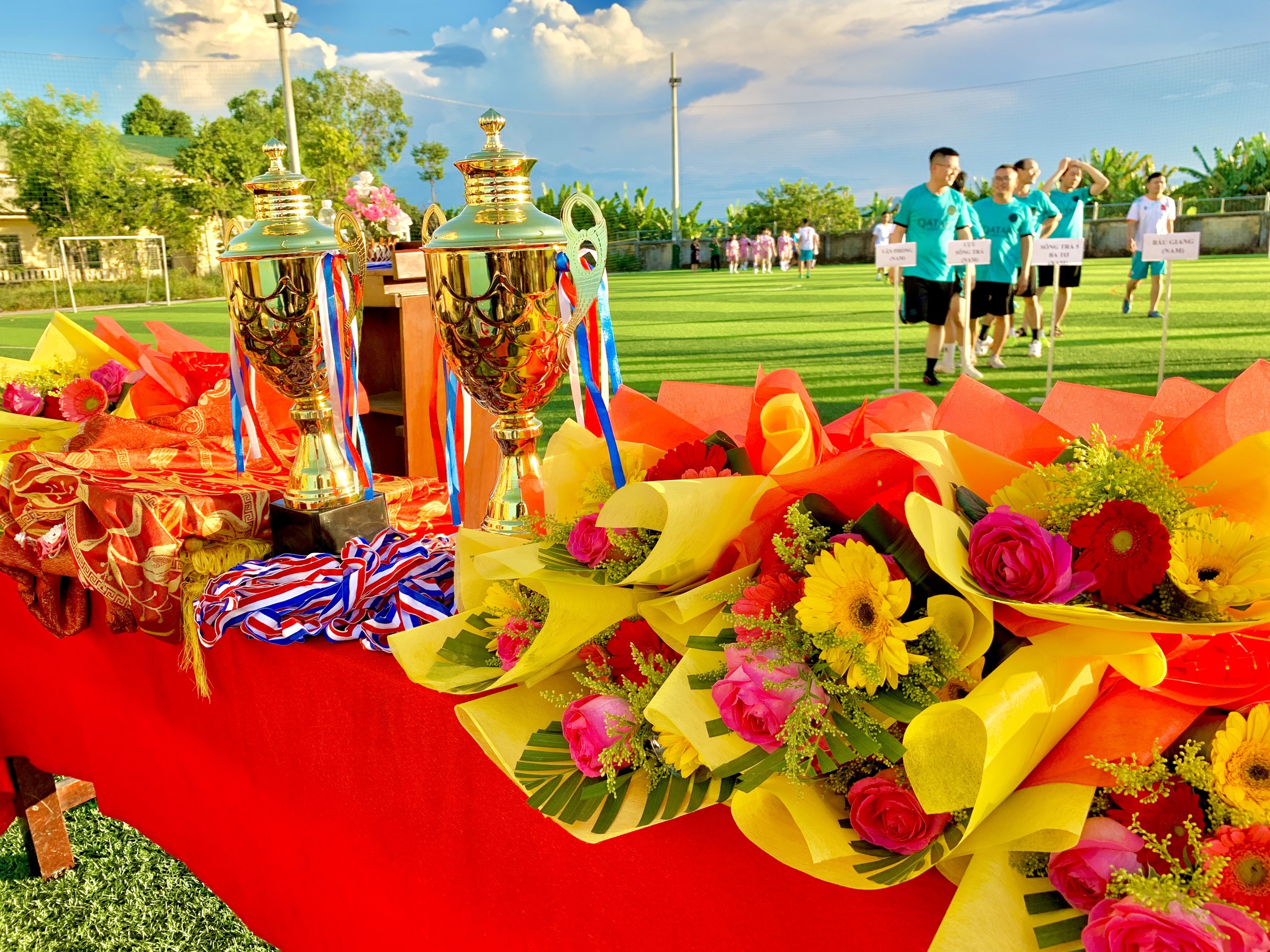 GIẢI BÓNG ĐÁ SÔNG TRÀ