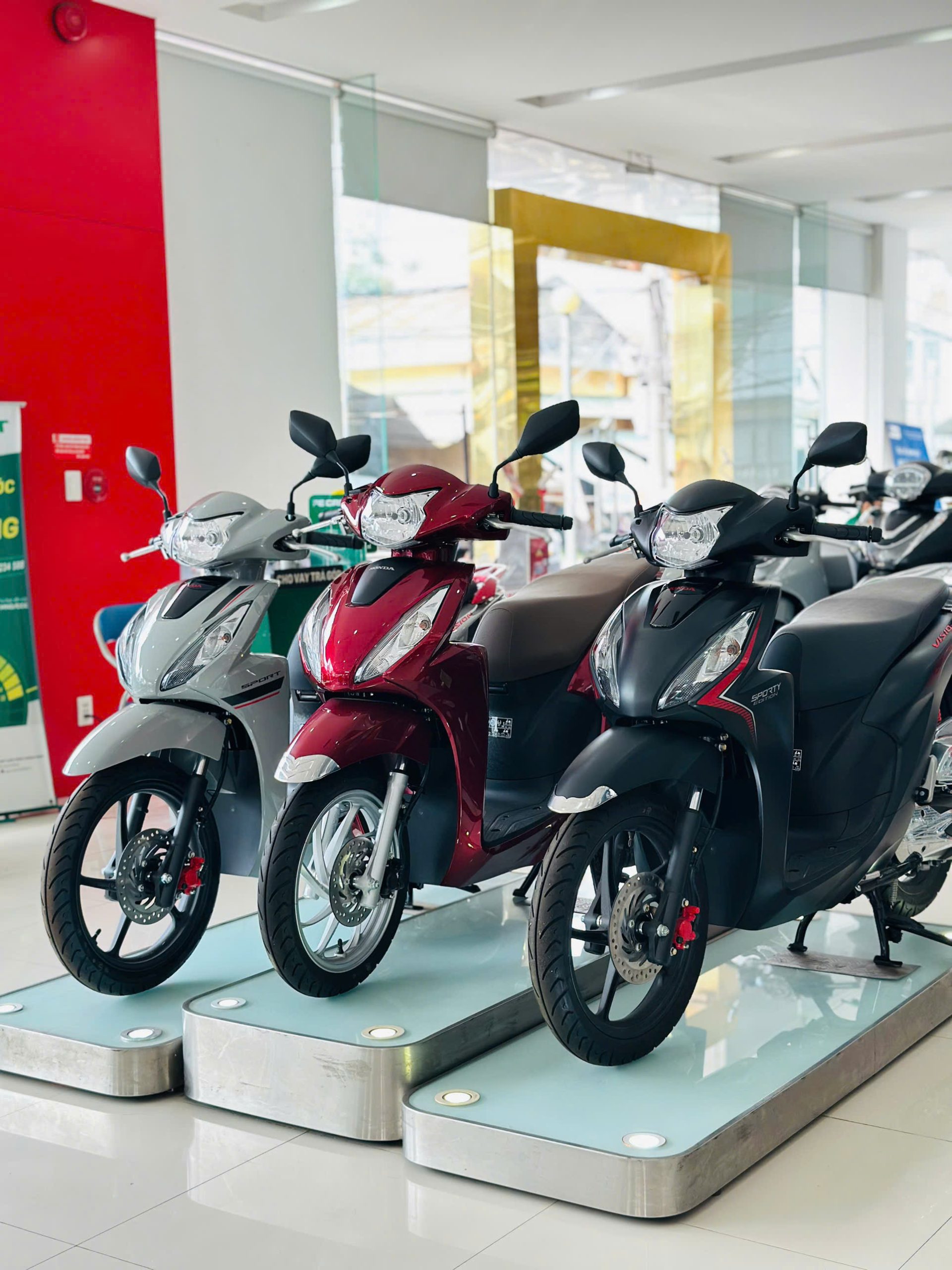 ĐÓN ĐẠI LỄ